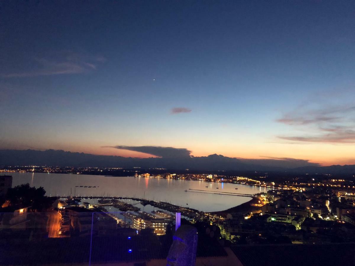 Appartement Plage Salata Rosas Luaran gambar